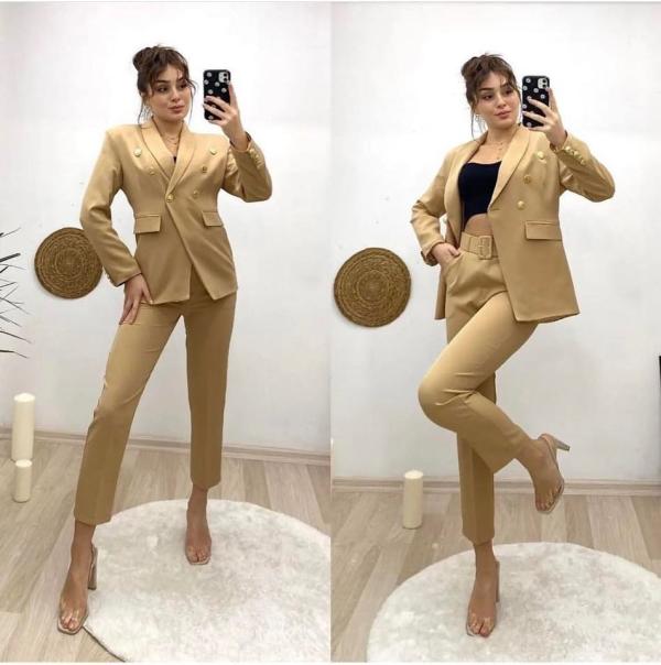 Costume Camel À Boutons croisés