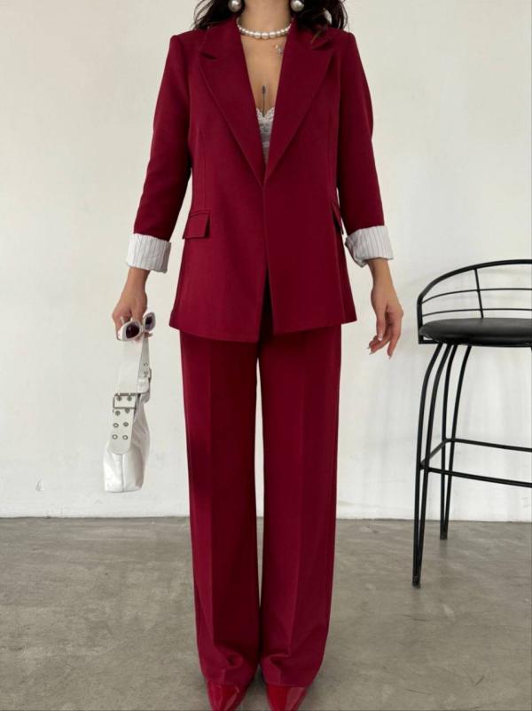 BLAZER AVEC REVERS AUX POIGNETS A RAYEURS