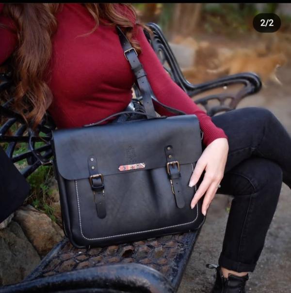 BOSTAJI CUIR
